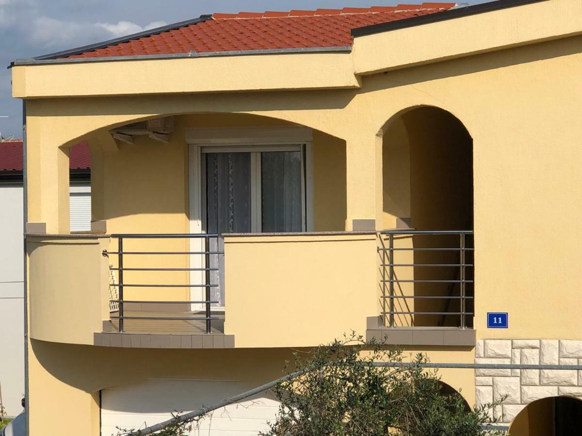 Appartamento Casa Rada Vir Esterno foto