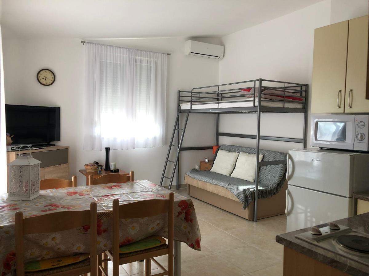 Appartamento Casa Rada Vir Esterno foto