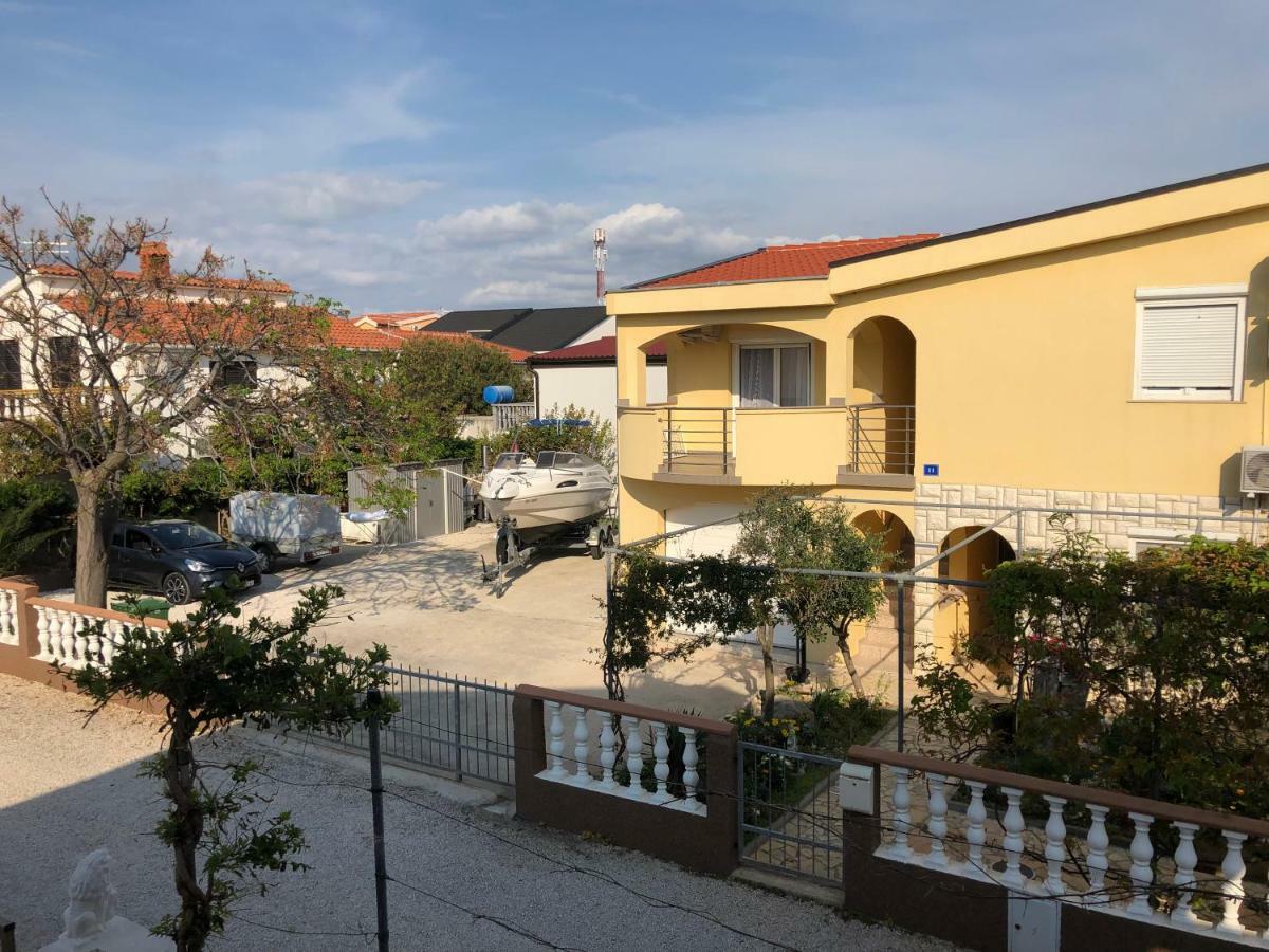 Appartamento Casa Rada Vir Esterno foto